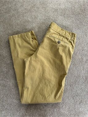 Men's Classic Chino Pants American eagle size 31x32